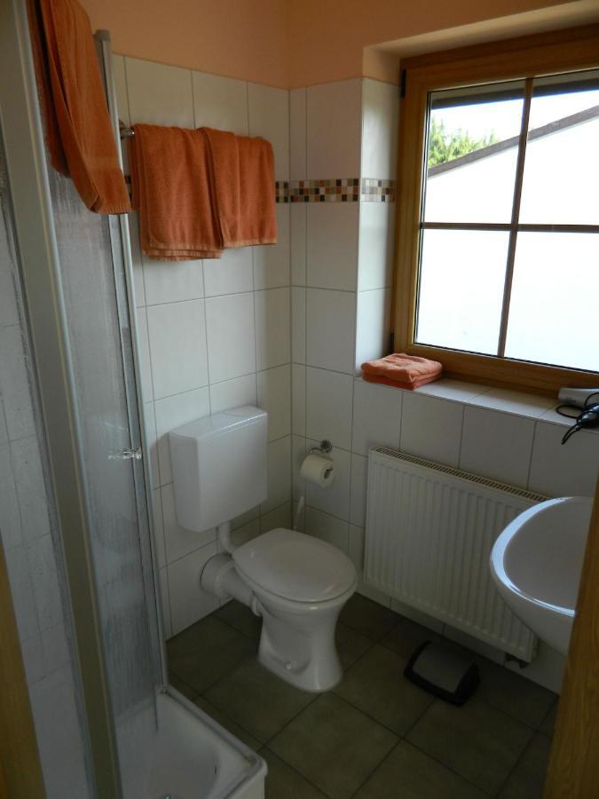 Gaestehaus Borniger Gau-Weinheim Zewnętrze zdjęcie